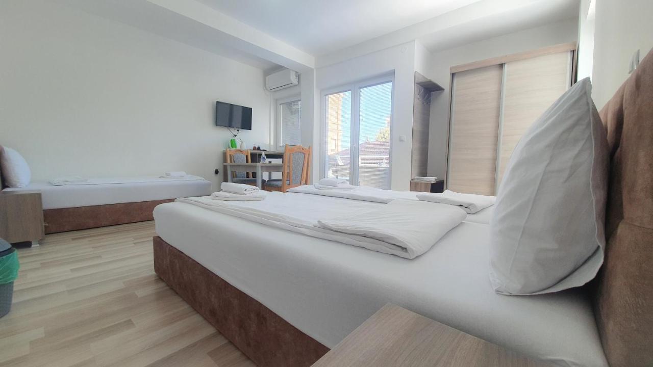Villa Frasoro โอครีด ภายนอก รูปภาพ